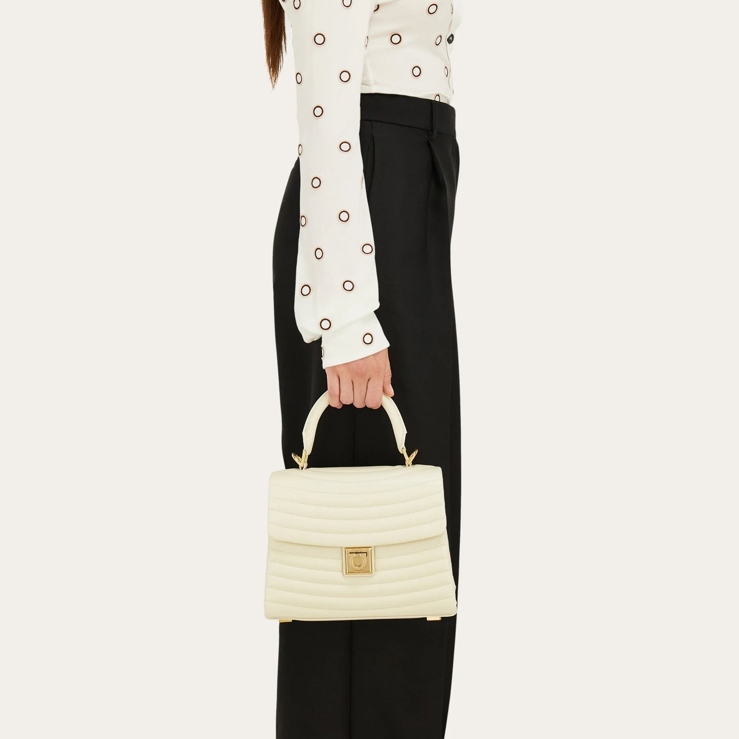 Quilted handbag (M) Mascarpone