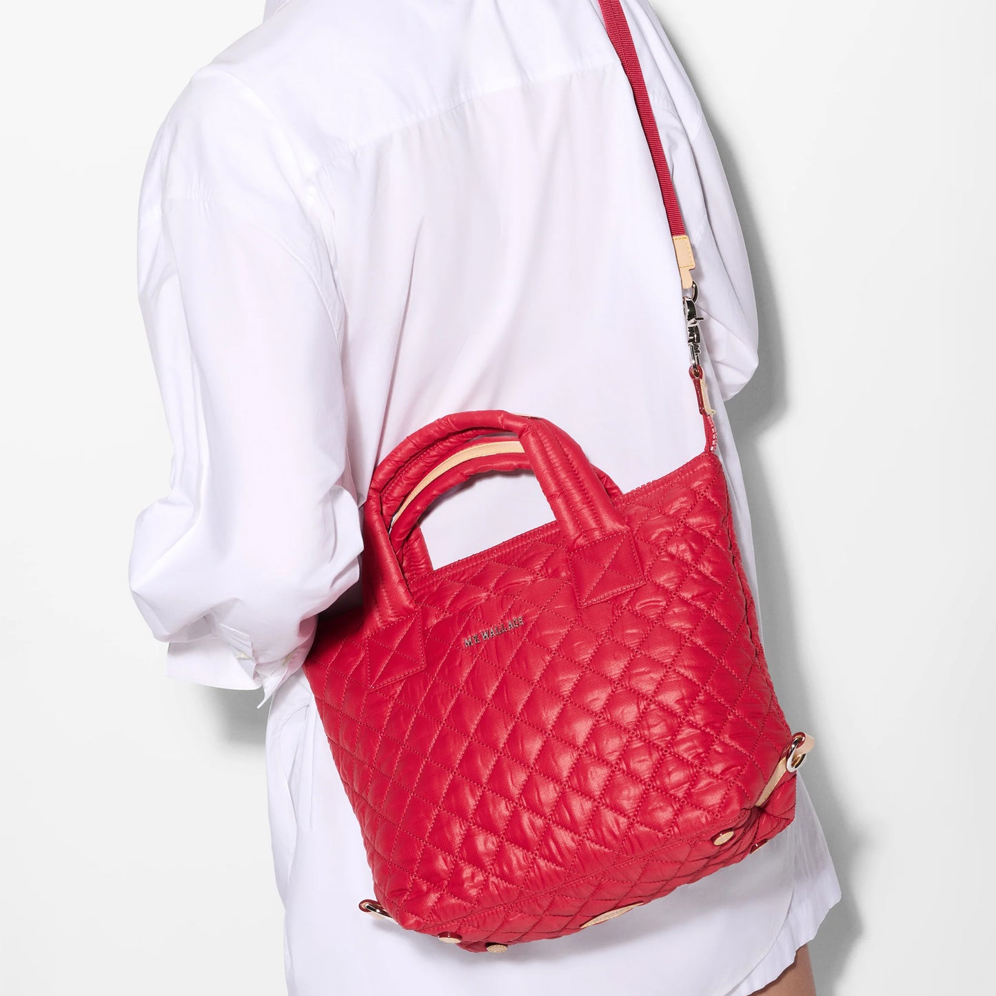 Apple Small Sutton Deluxe