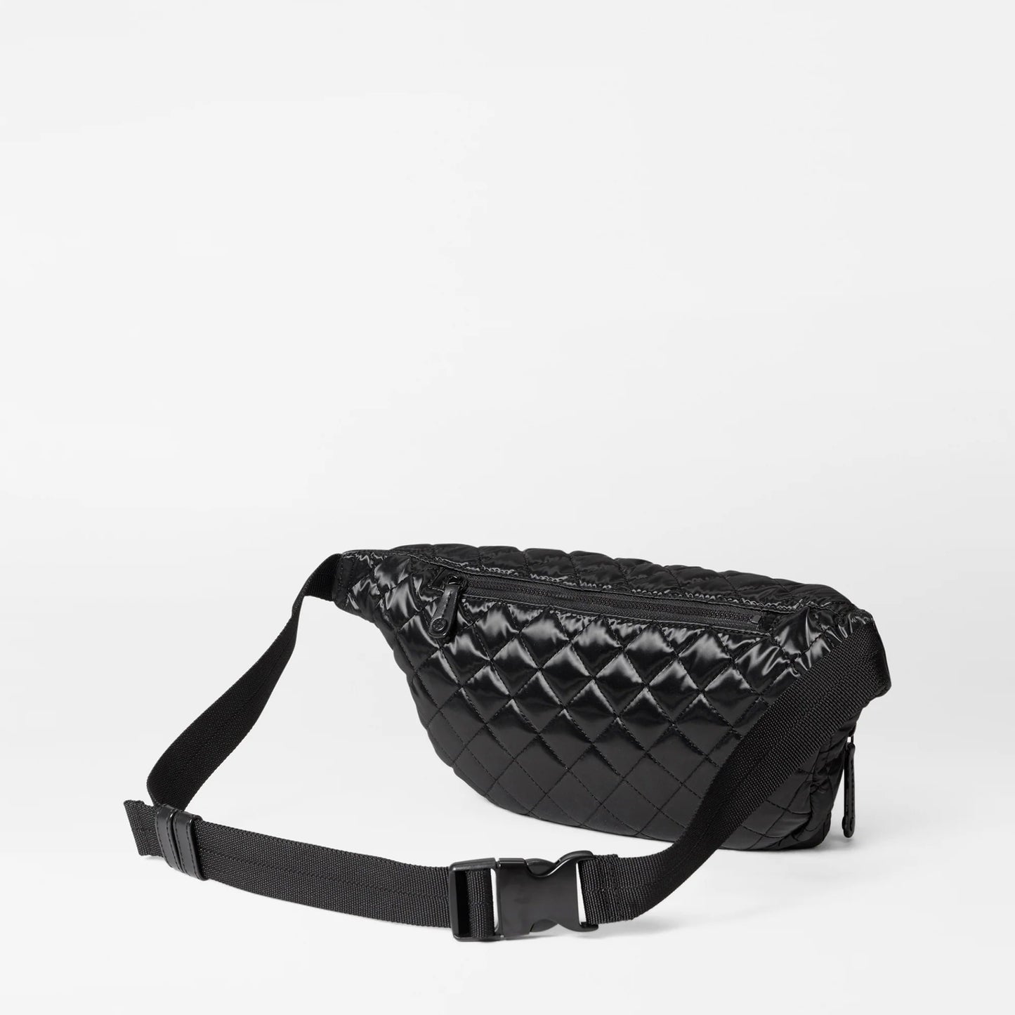 Black Liquid Metro Sling