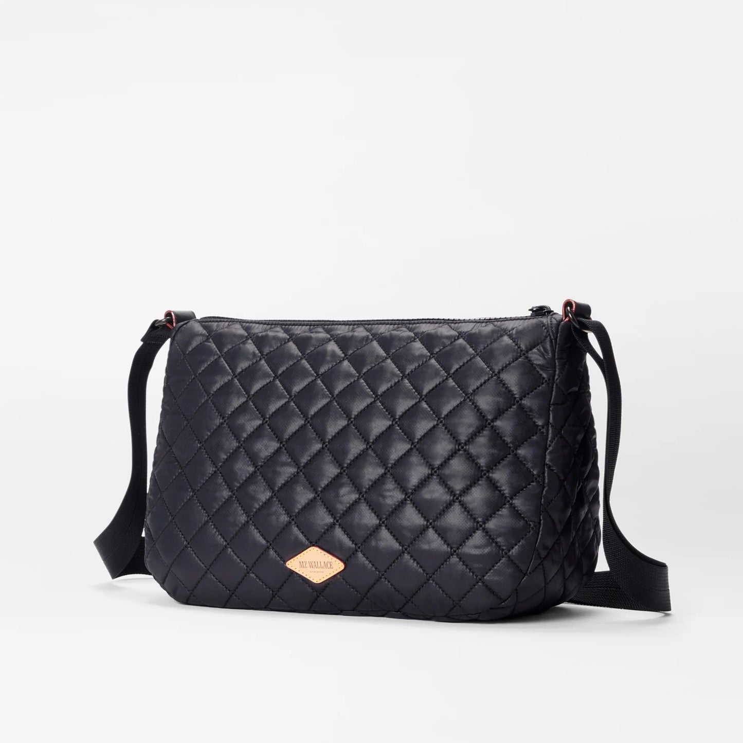 Black Medium Metro Roxy