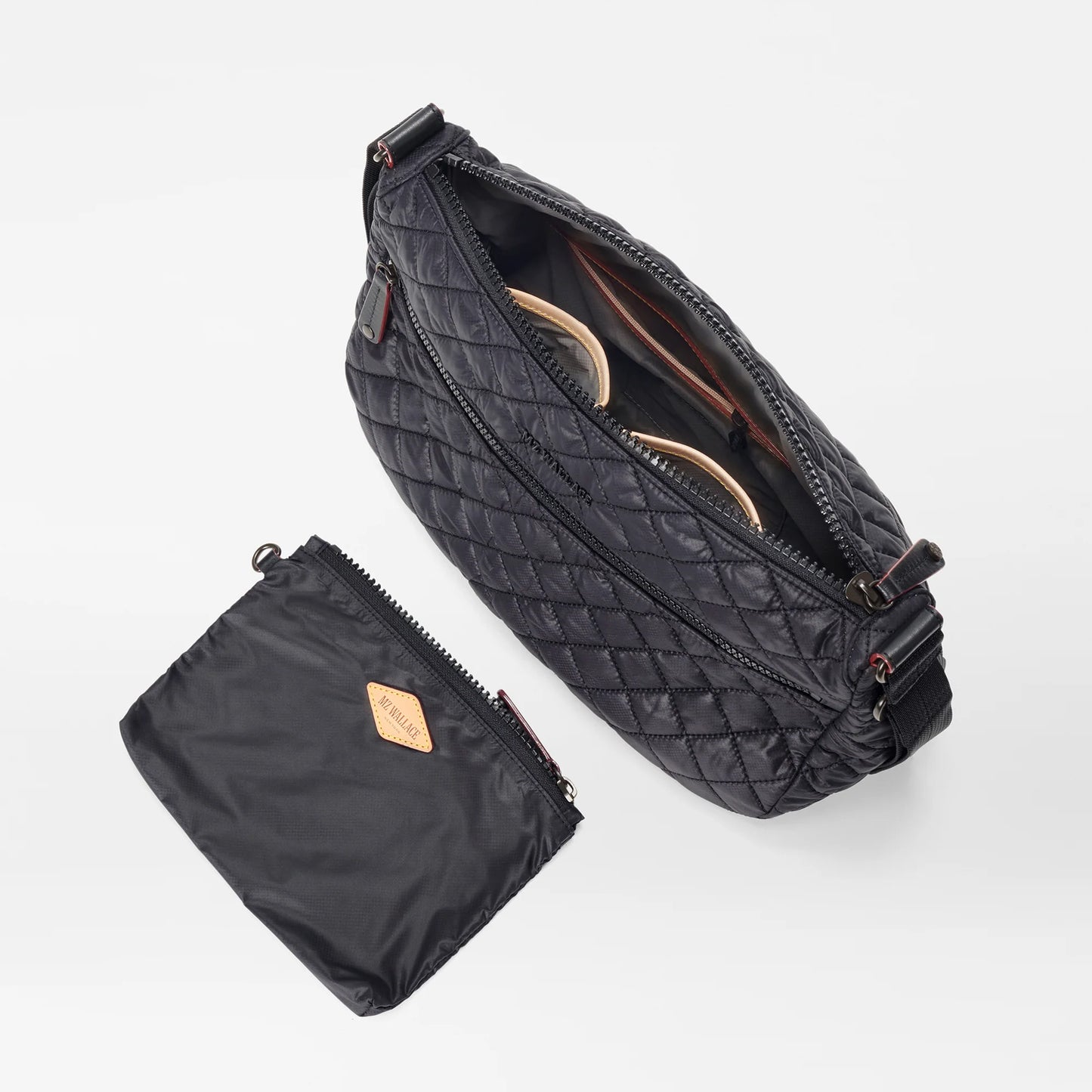 Black Medium Metro Roxy