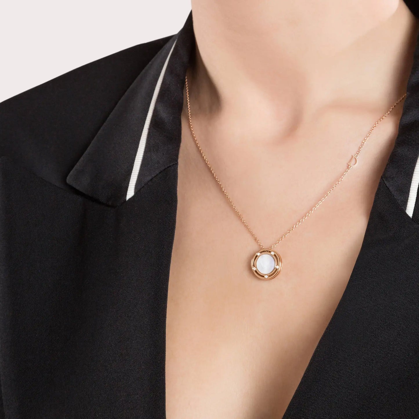 D.SIDE Pink gold mother of pearl and diamonds necklace 20082541