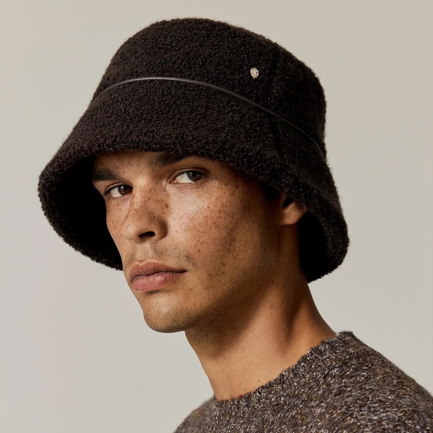 Seda Wool Blend Bucket - Chocolate