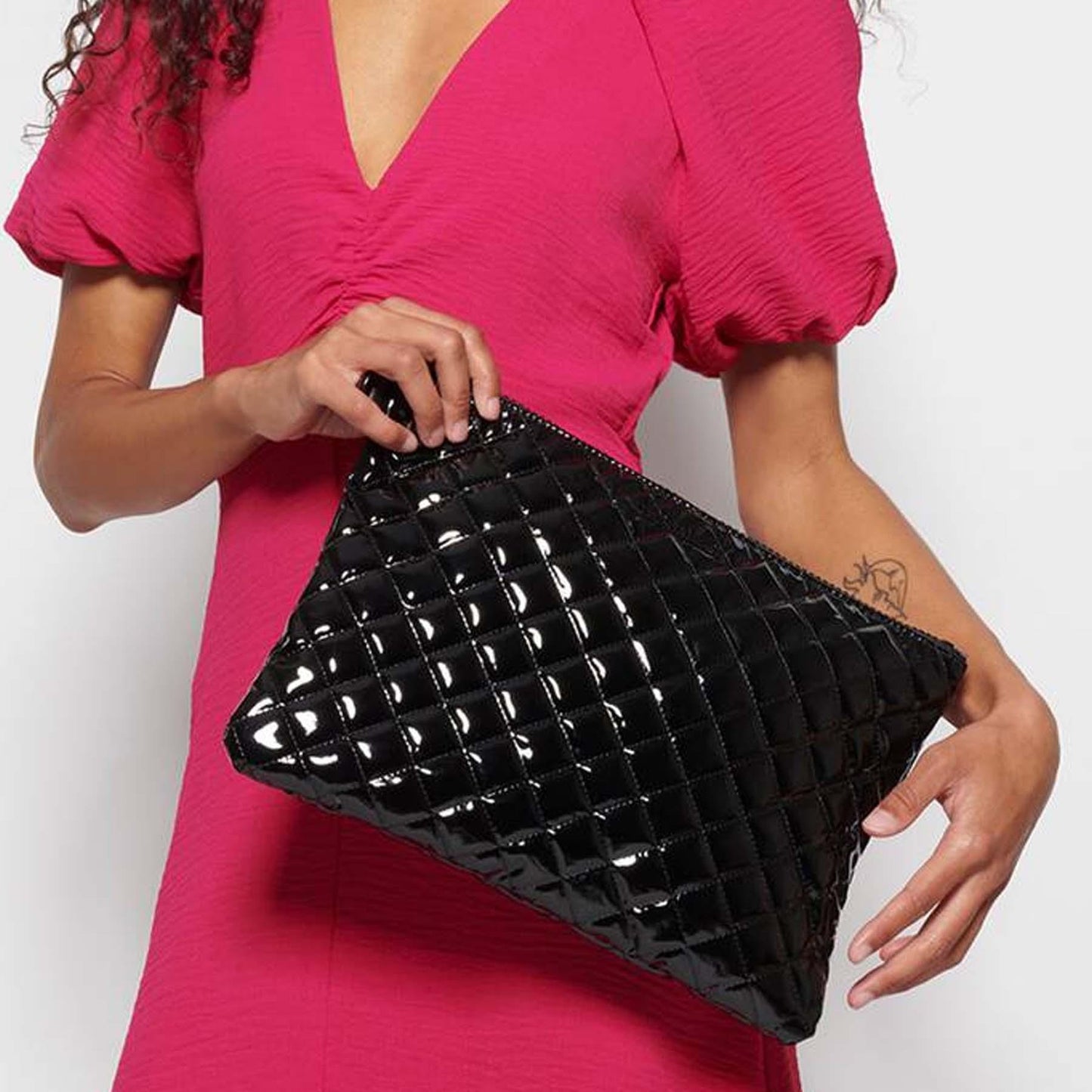 Metro Pouch Medium - Cosmos Boutique New Jersey