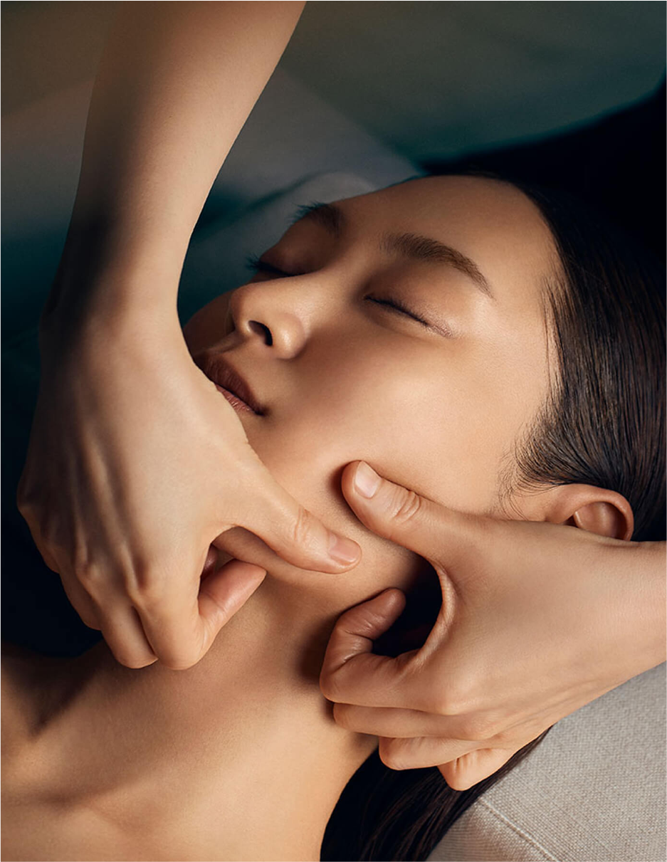 New Year, New Radiance: Resetting Your Skincare Routine with La Mer & SK-II