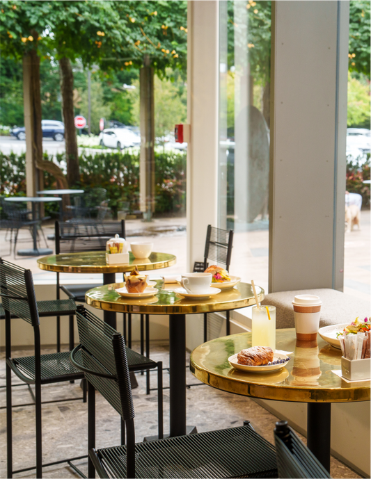 Transitioning Your Wardrobe: Styling Max Mara Coats from Winter to Early Spring