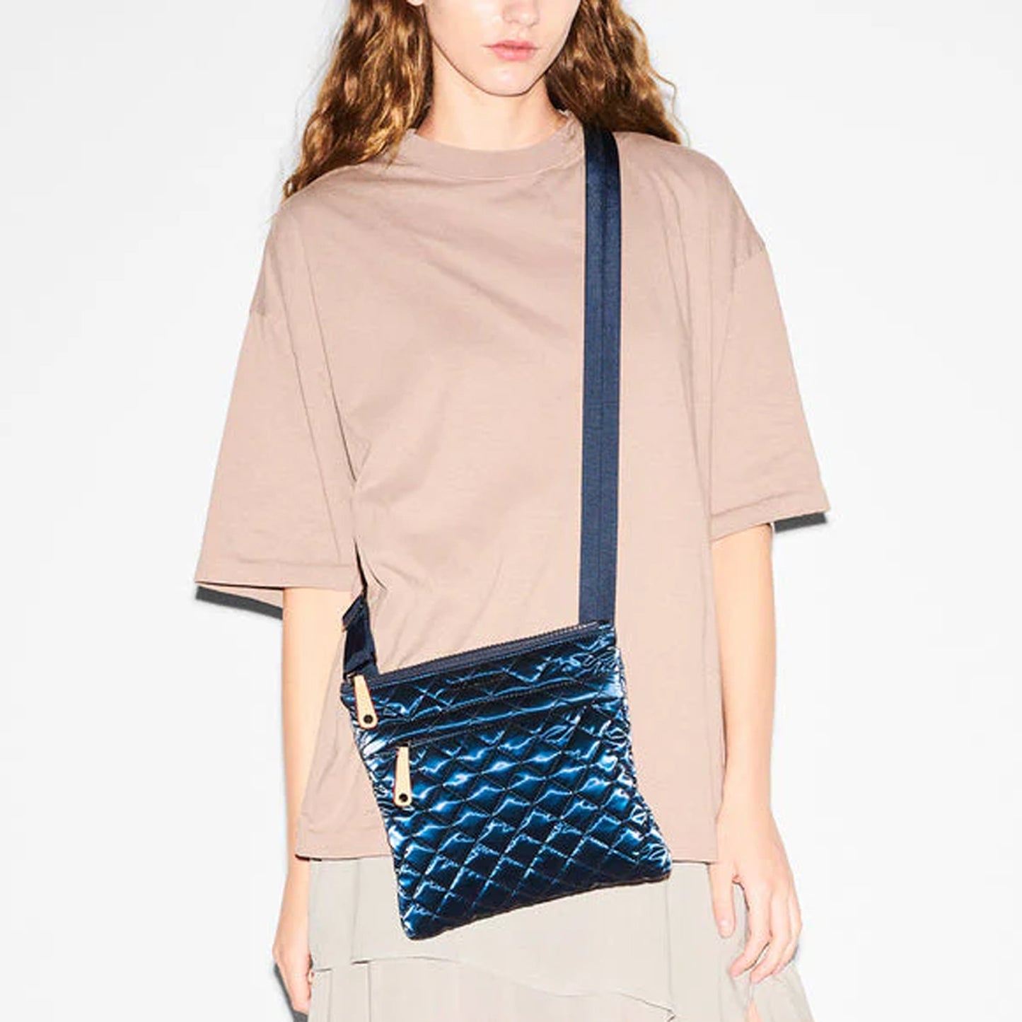 METRO FLAT CROSSBODY - Midnight Liquid