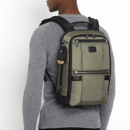 brooklyn double compartment backpack tumi Dynamic Backpack