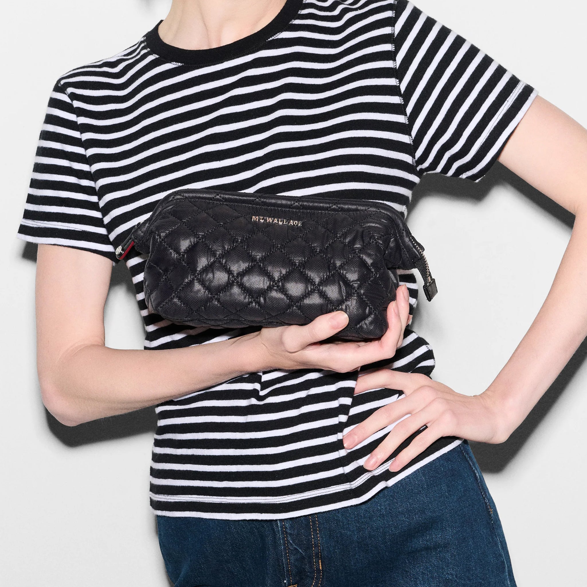 Black Crosby Frame Cosmetic