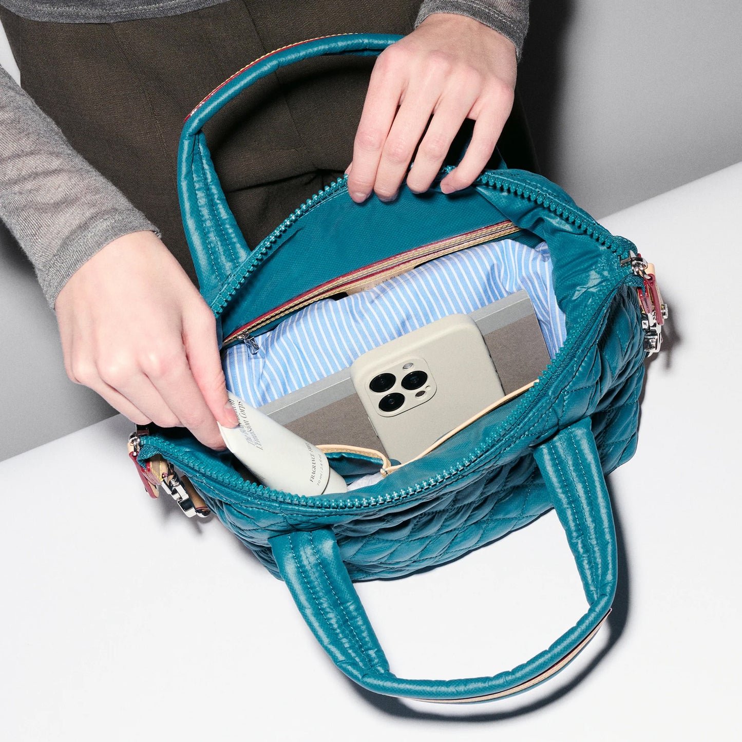 Pacific Small Sutton Deluxe