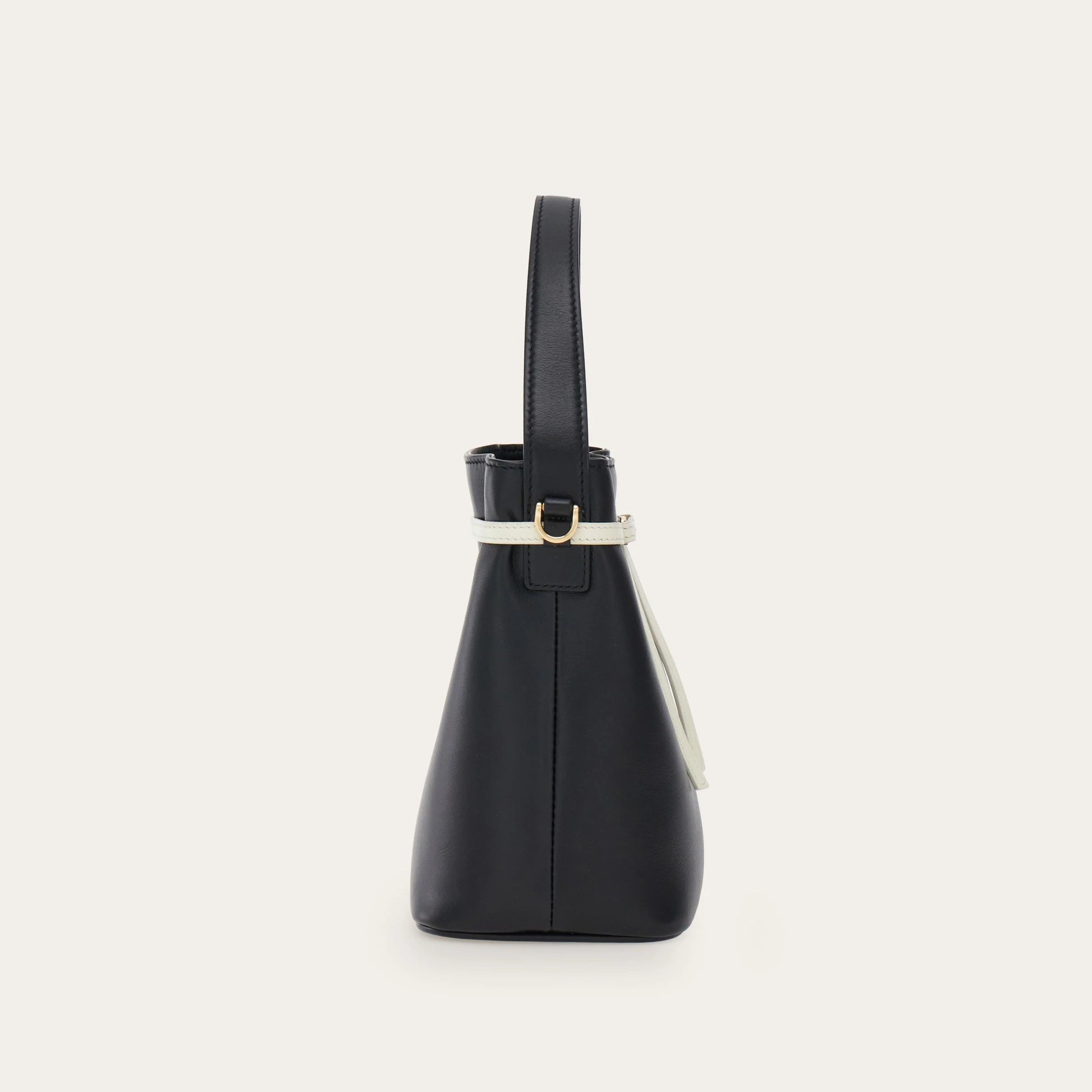 Mini Bow bucket bag