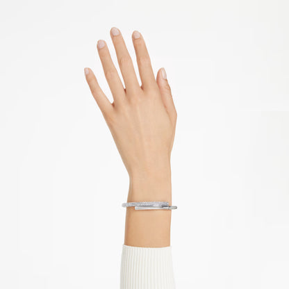 Dextera bangle Magnetic closure White Rhodium plated Size: M