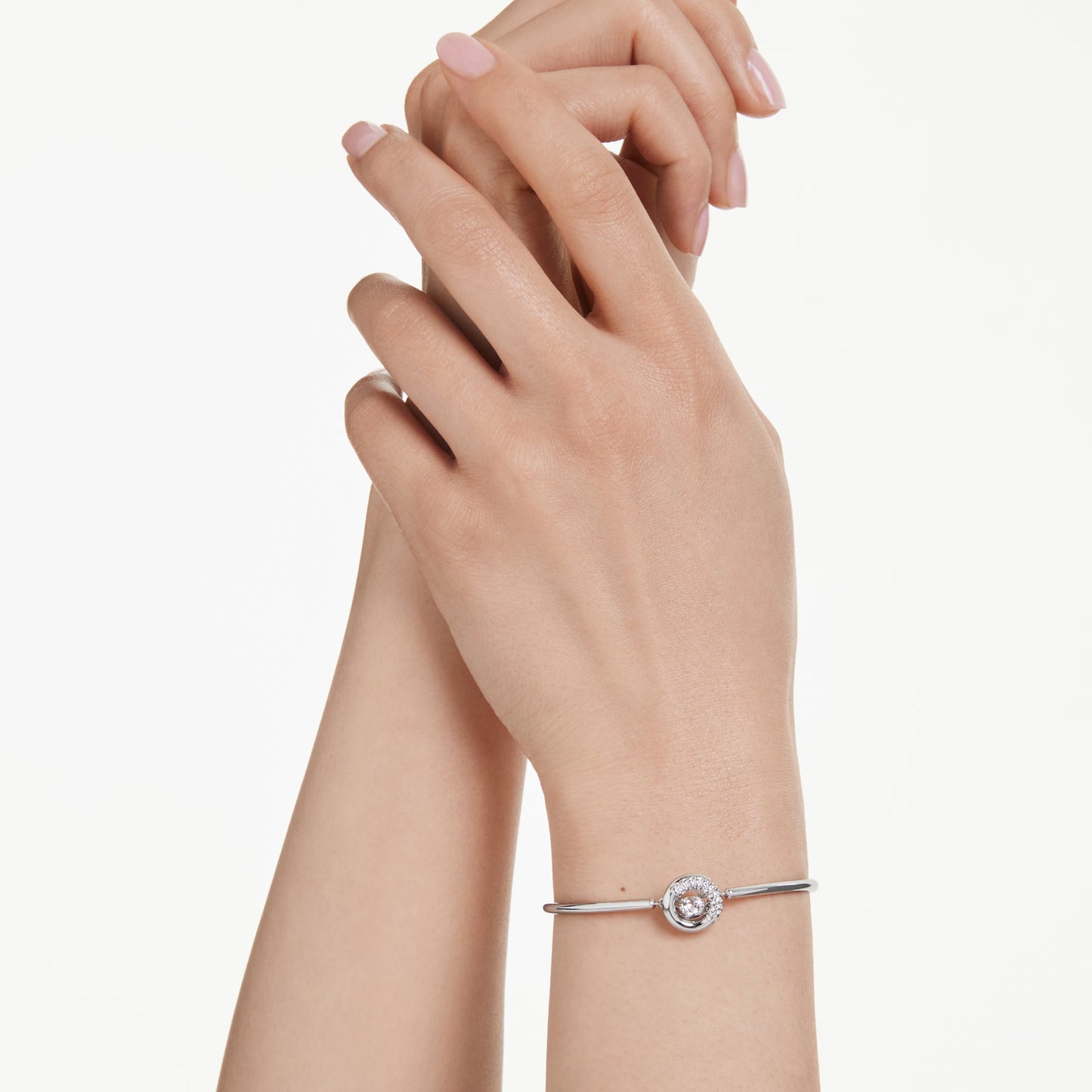 Dextera bangle Round cut White Rhodium plated